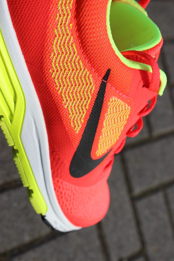 nike running zoom fly 2