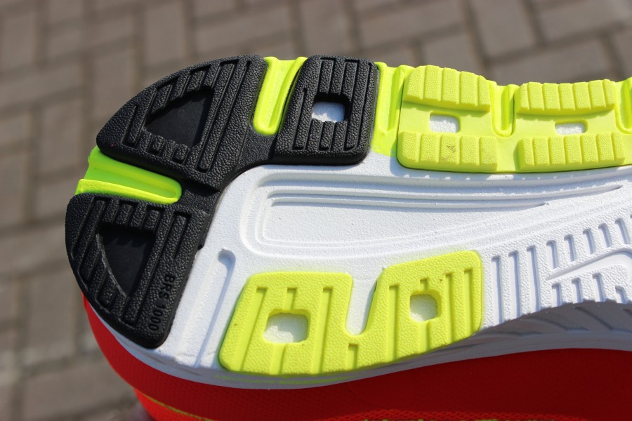 nike running zoom fly 2