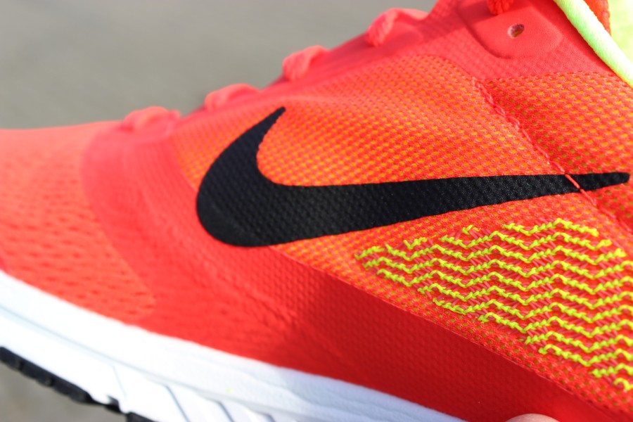 nike running zoom fly 2